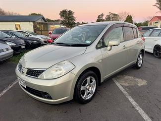2006 Nissan Tiida
