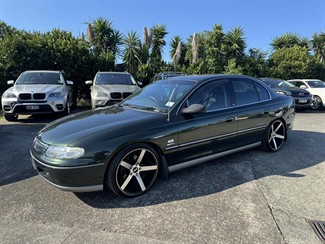 2000 Holden Commodore