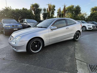 2003 Mercedes-Benz C180